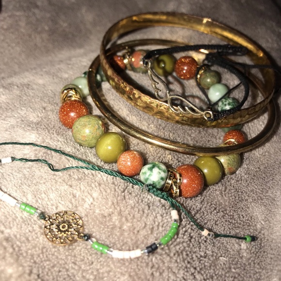 stackable bracelets!! 🌟 - Picture 1 of 2